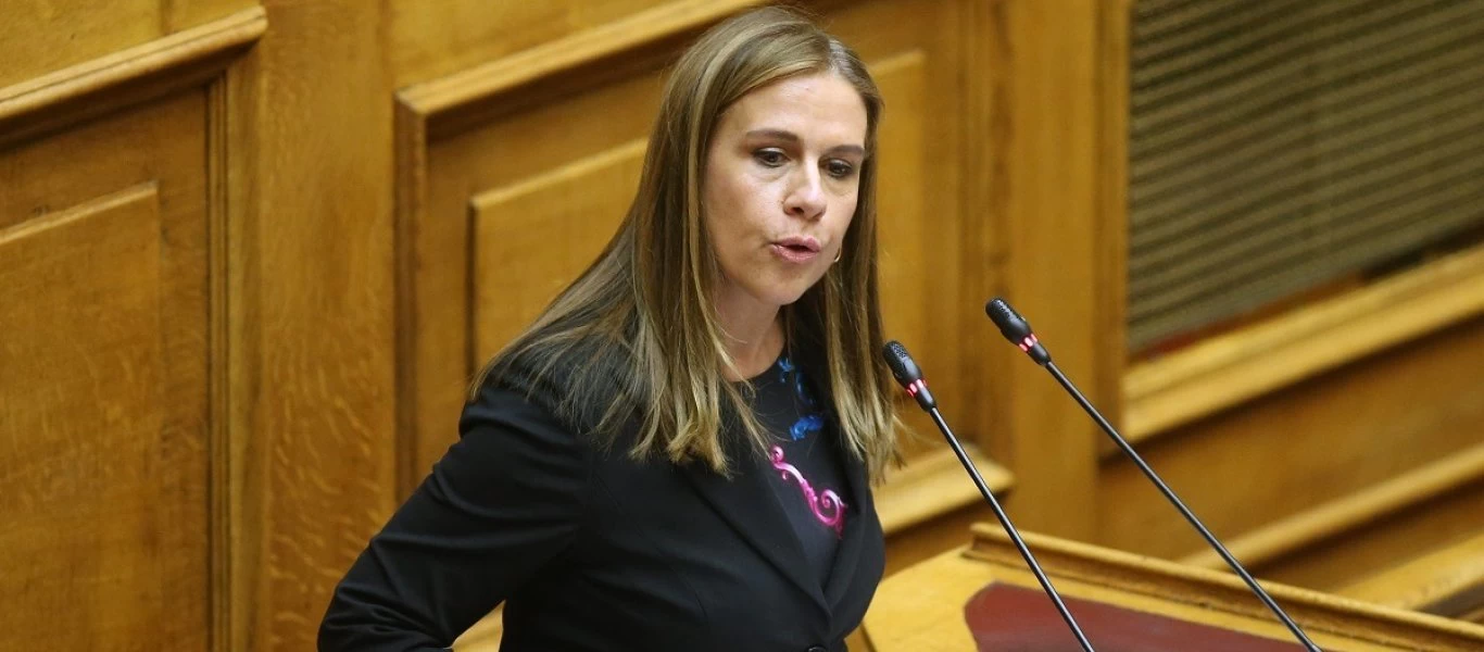 Ζ.Ράπτη: «Εμβολιασμένοι με μία δόση θεωρούνται ως ανεμβολίαστοι - Σύντομα οι αποφάσεις για τους 15χρονους»